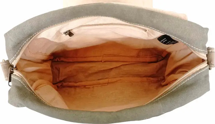 Upcycling Sac bandoulière en toile de tente militaire