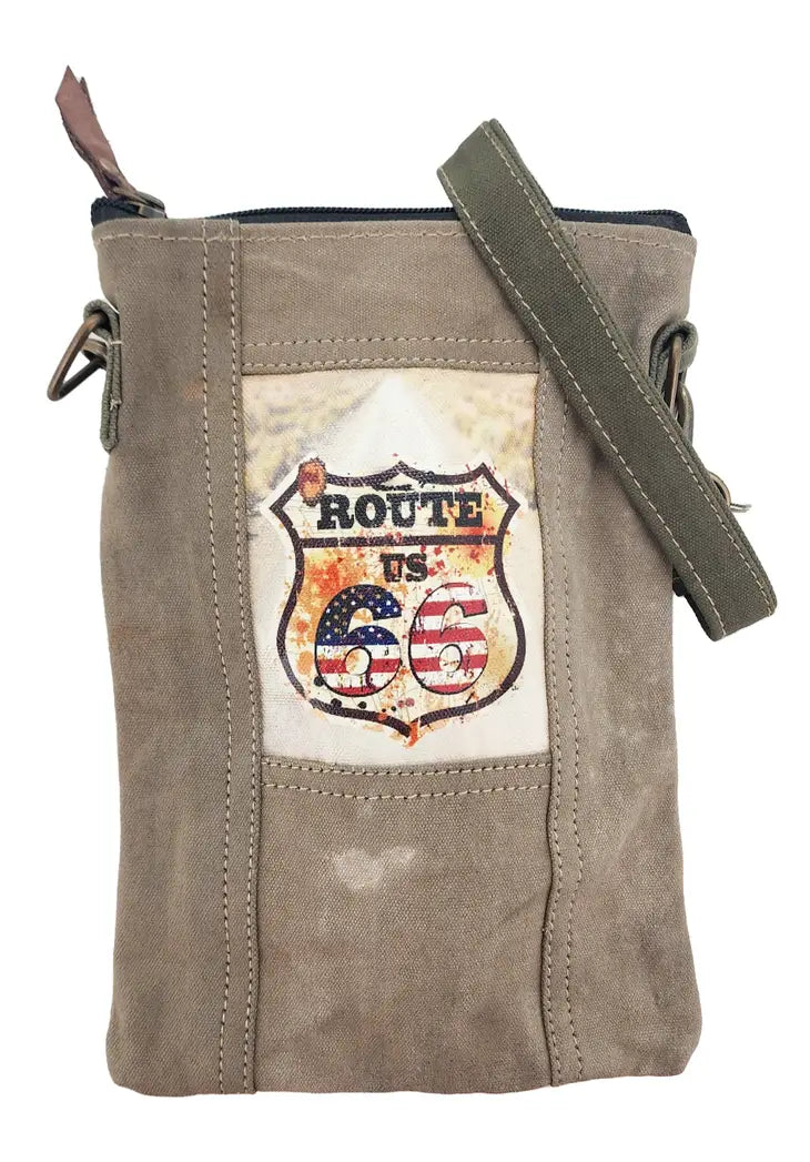 Upcycling petit sac bandoulière en toile de tente militaire