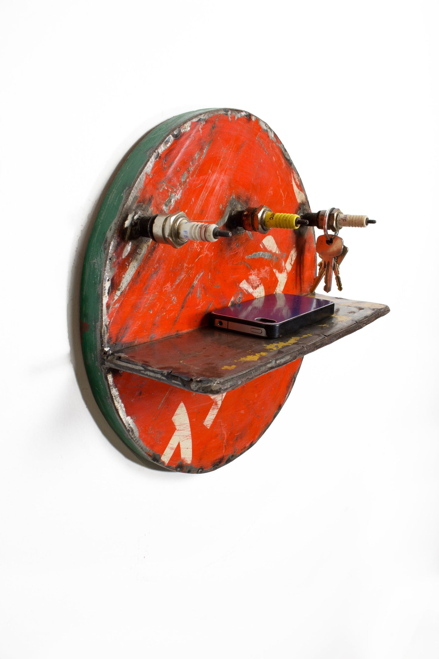 Etagère ronde en fûts d'huile recyclés