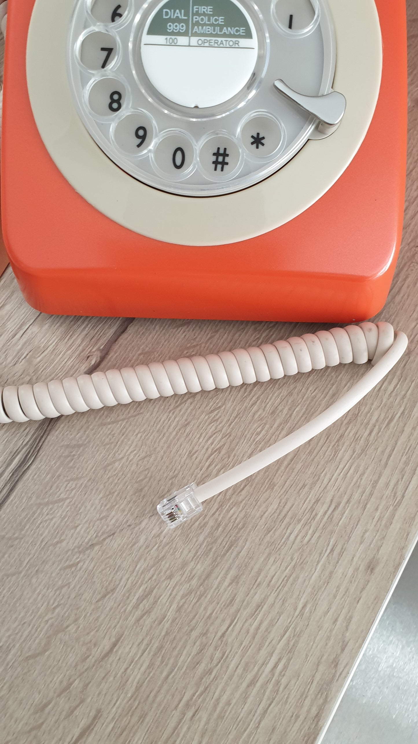 Téléphone GPO à cadran rotatif