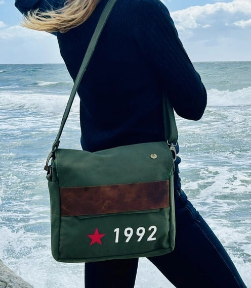 Sac besace en toile recyclée