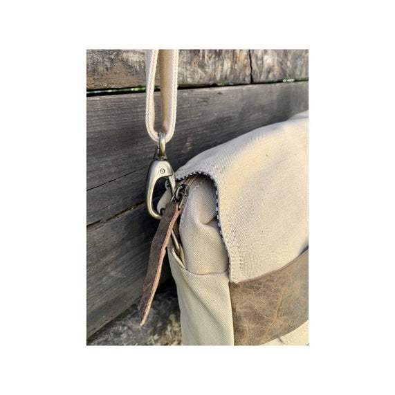 Sac besace en toile recyclée