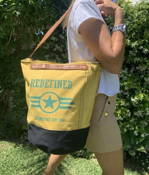 Sac en toile recyclée avec poignée et anses en simili cuir