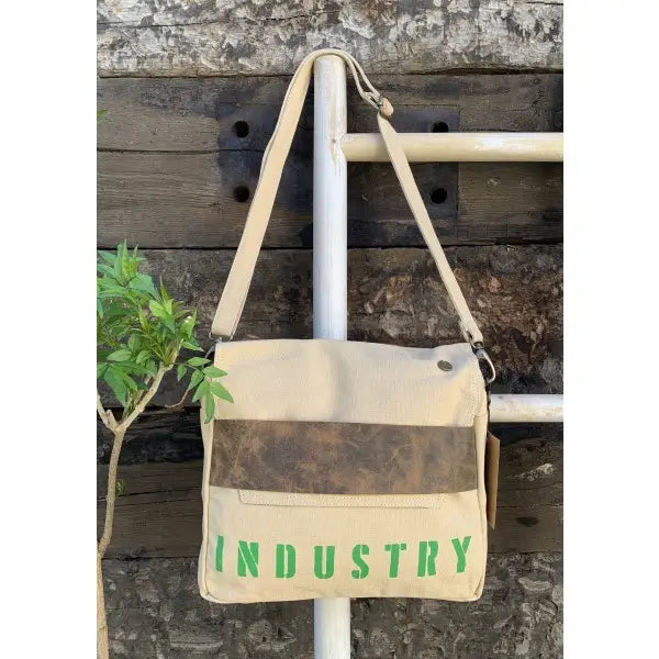 Sac besace en toile recyclée